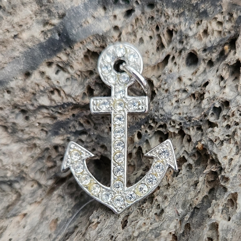 2/$10 - Crystal Anchor Pendant - Picture 4 of 4